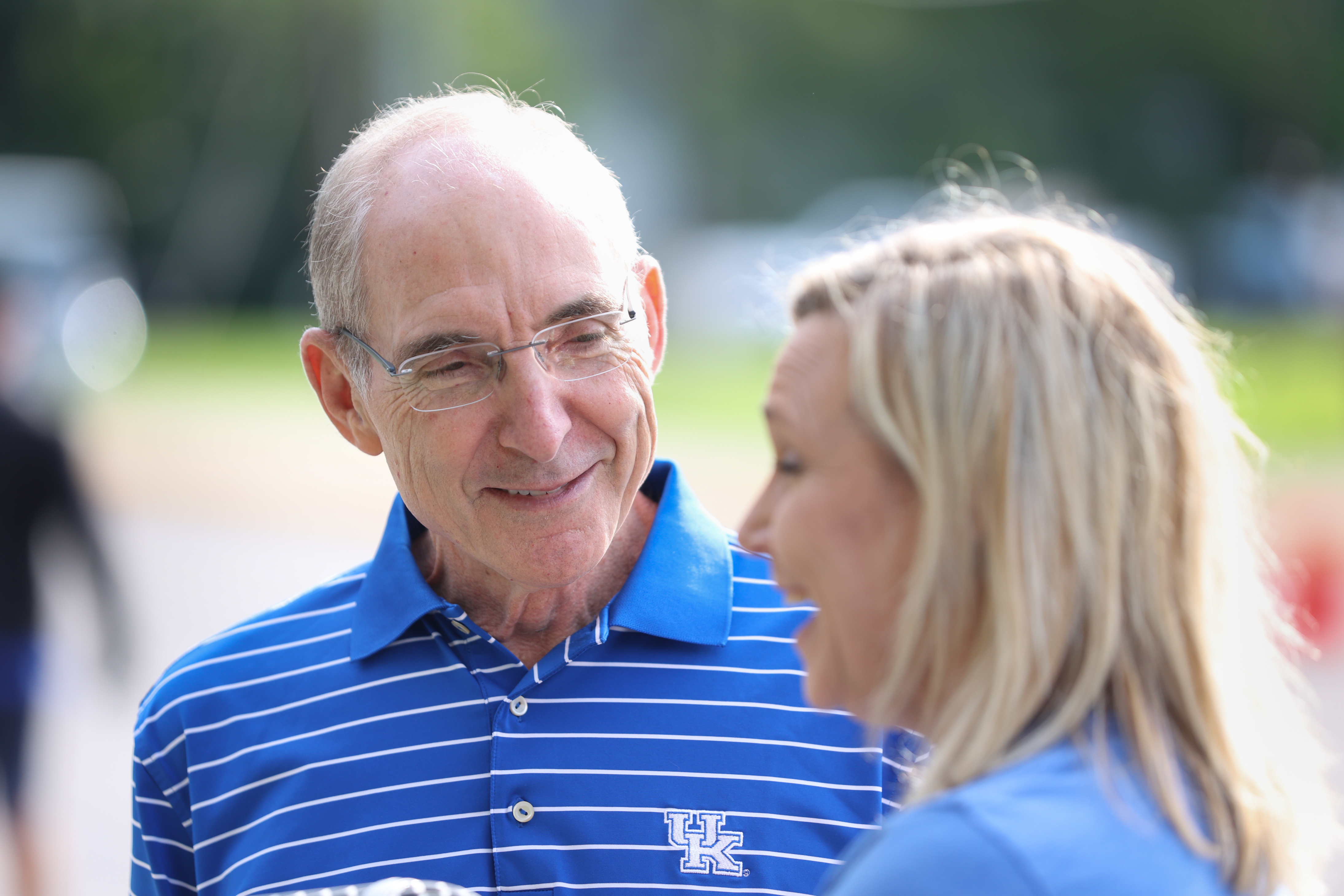 President Capilouto smiling at the 2022 student housing move-in.