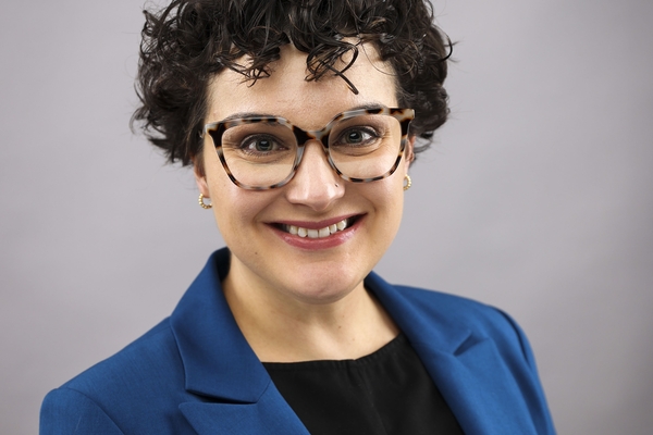 a profile photograph of Meredith Duncan