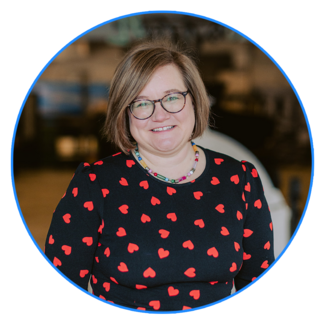 a profile photograph of Amanda Higgins