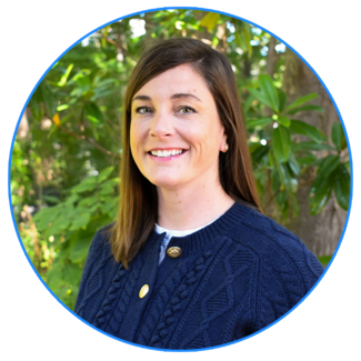 a profile photograph of Emily Clear