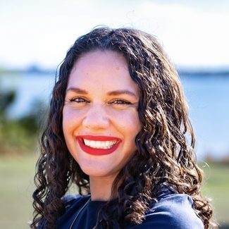 a profile photograph of Valerie Frost