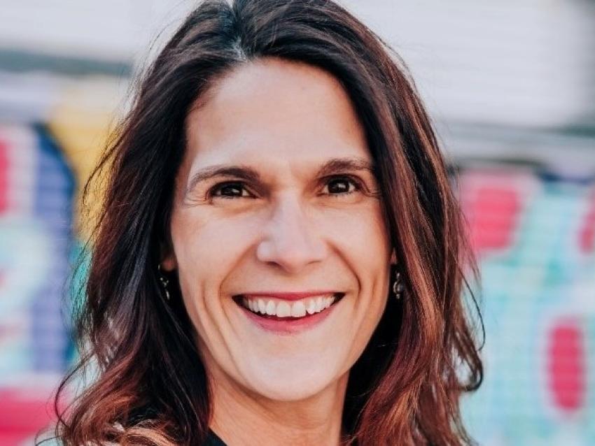 a profile photograph of Alice Shade