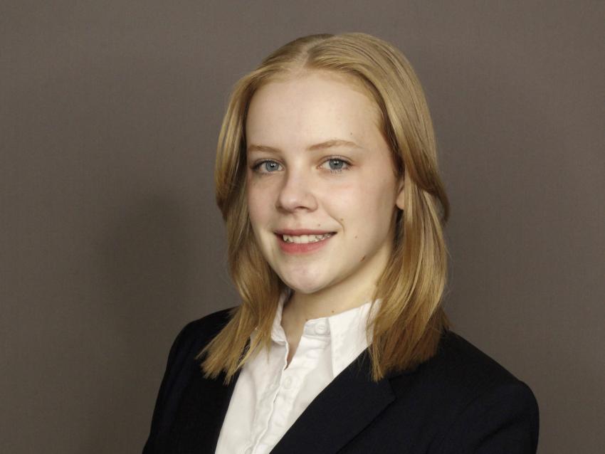 Professional picture of undergraduate public health student Rachel Gressick