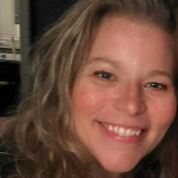 a profile photograph of Kelly McHone