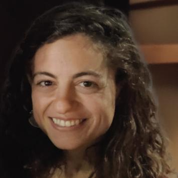 a profile photograph of Melody Altschuler