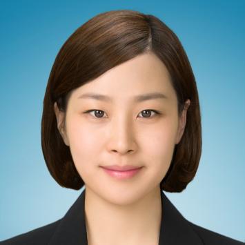 a profile photograph of Chaewon Kim