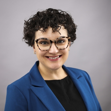 a profile photograph of Meredith Duncan